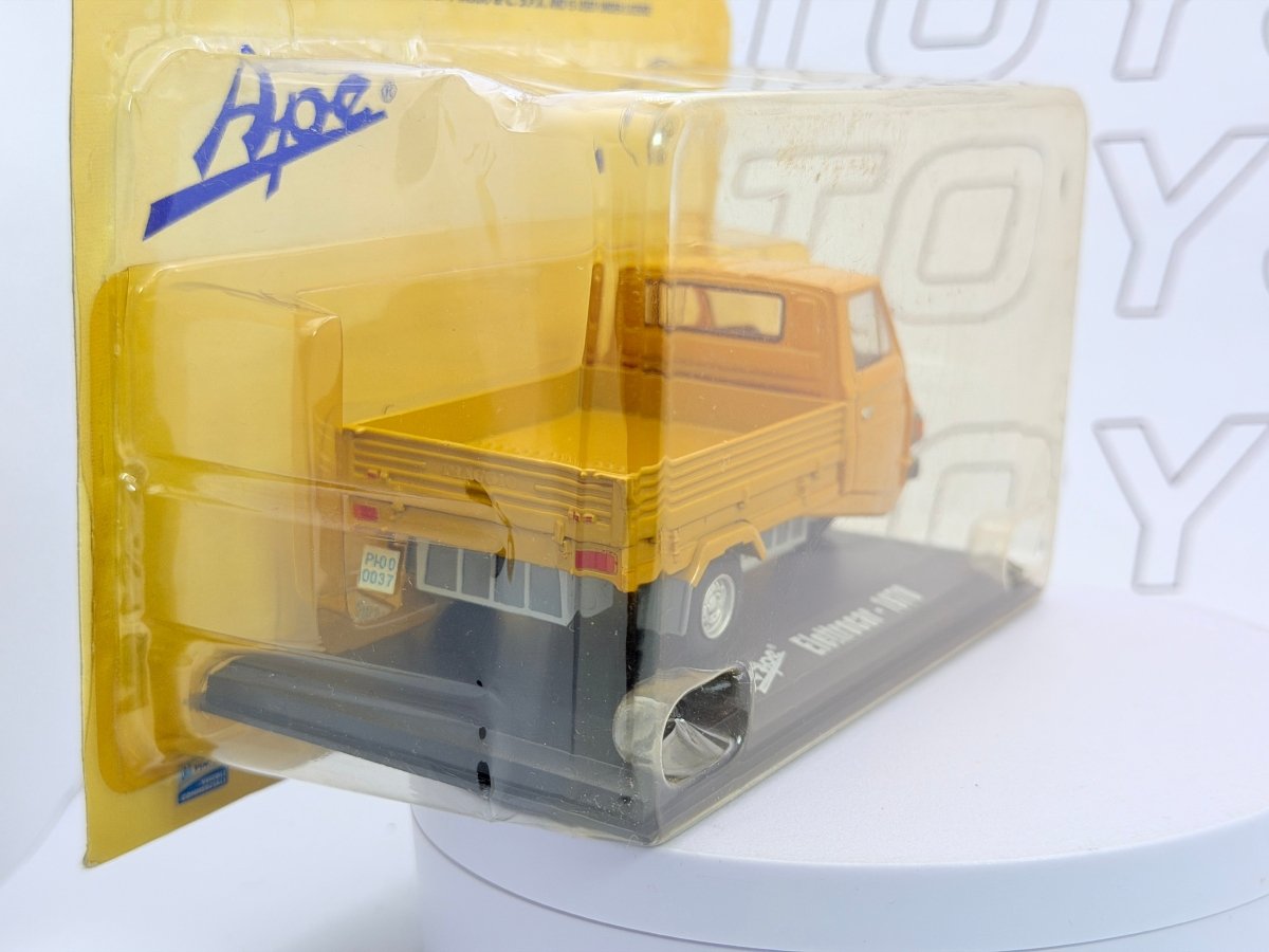 Piaggio Ape Elettrocar Italeri 1/32 Giallo 1978 - RikiToys - Italeri