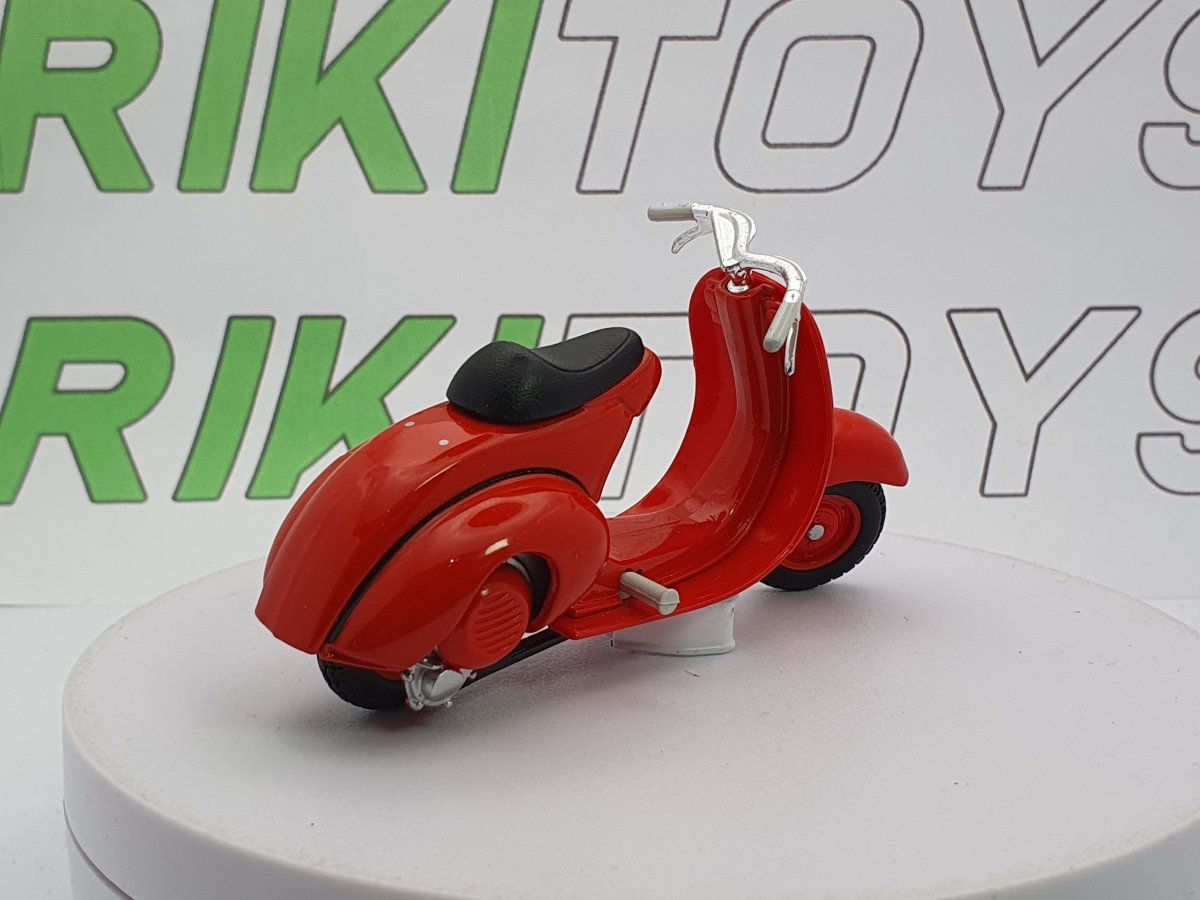 Piaggio Vespa 98 Corsa Maisto 1/18 Rosso 1947 - RikiToys - Maisto