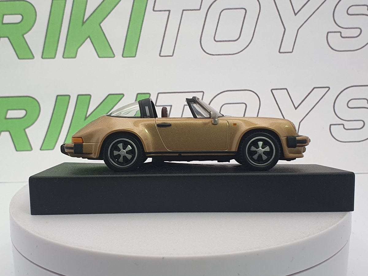 Porsche 911 SC Targa Edicola 1/43 Oro 1983 - RikiToys - Edicola