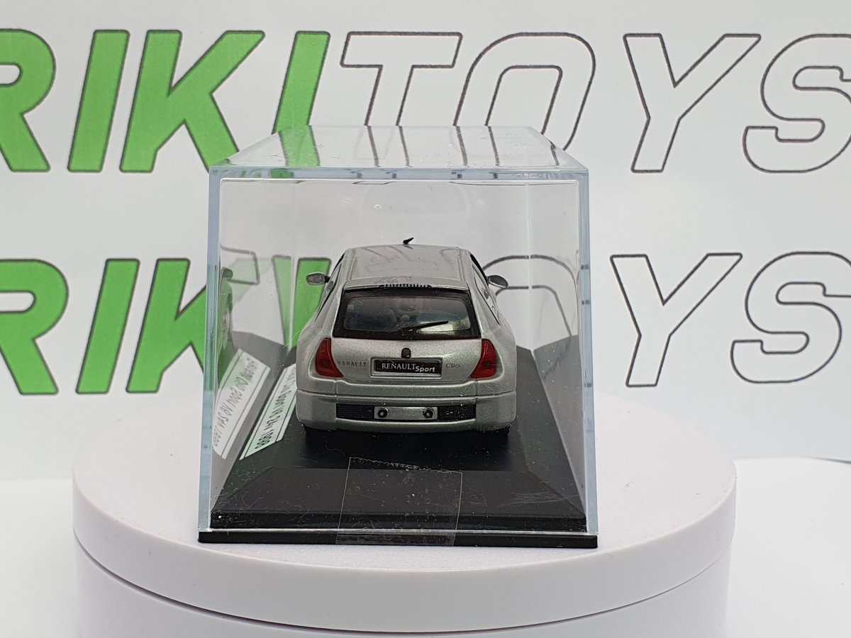 Renault Clio 3000 V6 Universal Hobbies 1/43 - RikiToys - Universal Hobbies#