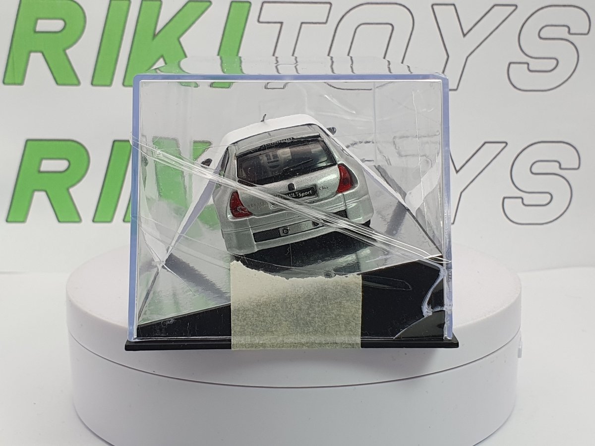 Renault Clio v6 3000 Universal Hobbies 1/43 Argento 2001 - RikiToys - Universal Hobbies#