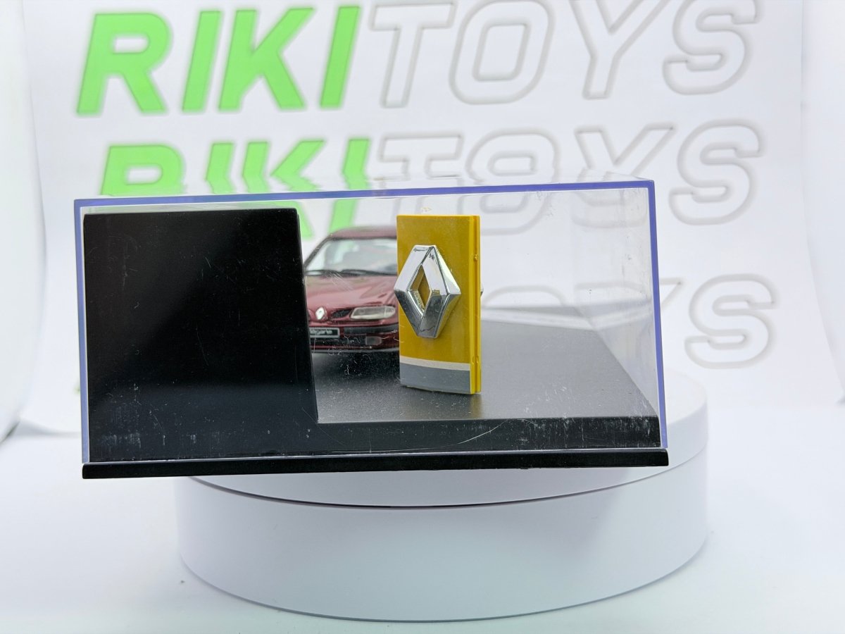 Renault Megane 2.0 RXE Vitesse 1/43 Rosso scuro 1997 - RikiToys - Vitesse