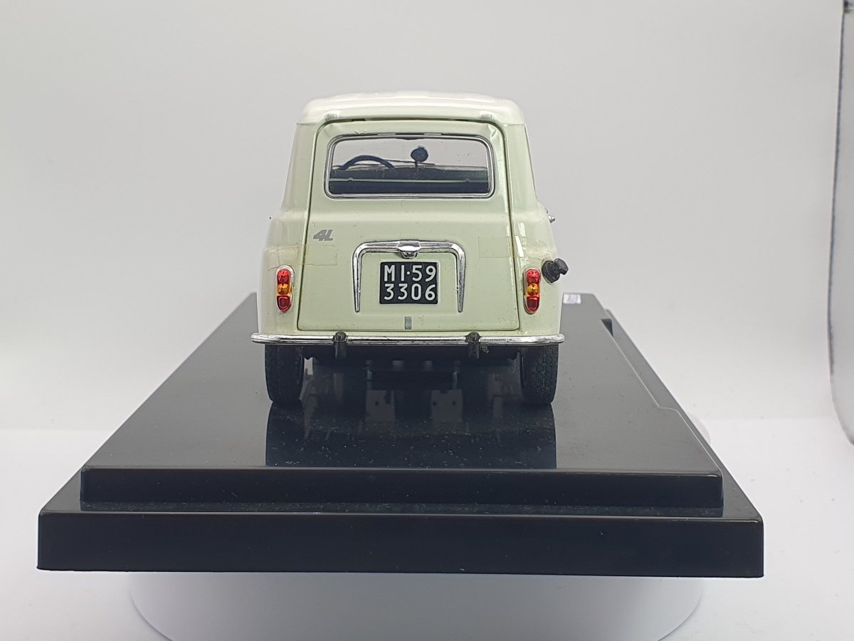 Renault R4 Leo Models 1/24 Avorio 1961 - RikiToys - Leo Models