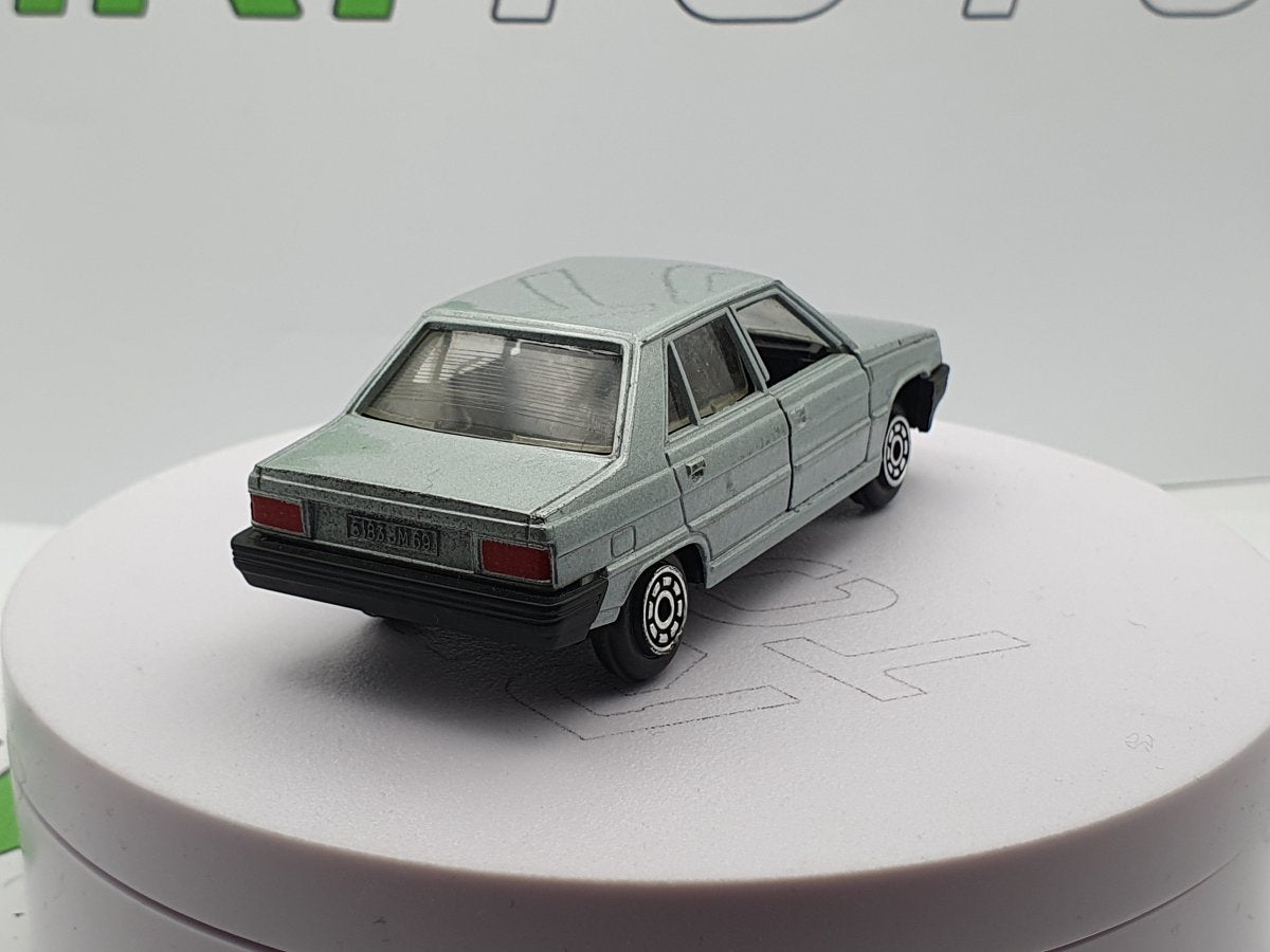 Renault R9 Norev 1/43 - RikiToys - Norev#