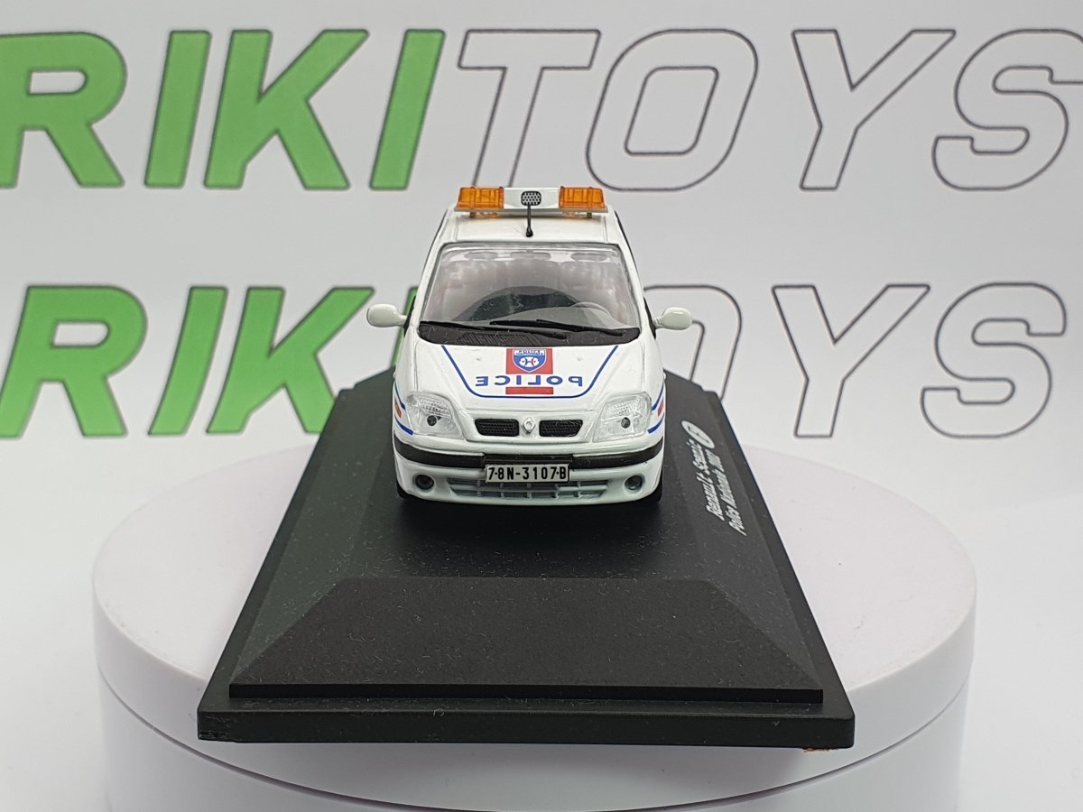 Renault Scenic Edicola 1/43 Bianco 2002 - RikiToys - Edicola