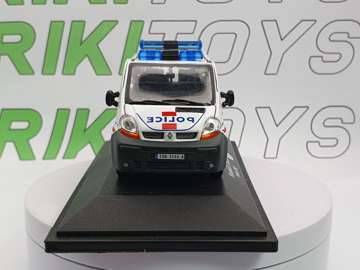 Renault Trafic Edicola 1/43 Bianco 2003 - RikiToys - Edicola