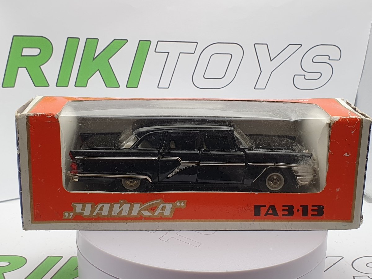 Tchaika Limousine Saratov 1/43 - RikiToys - Saratov#