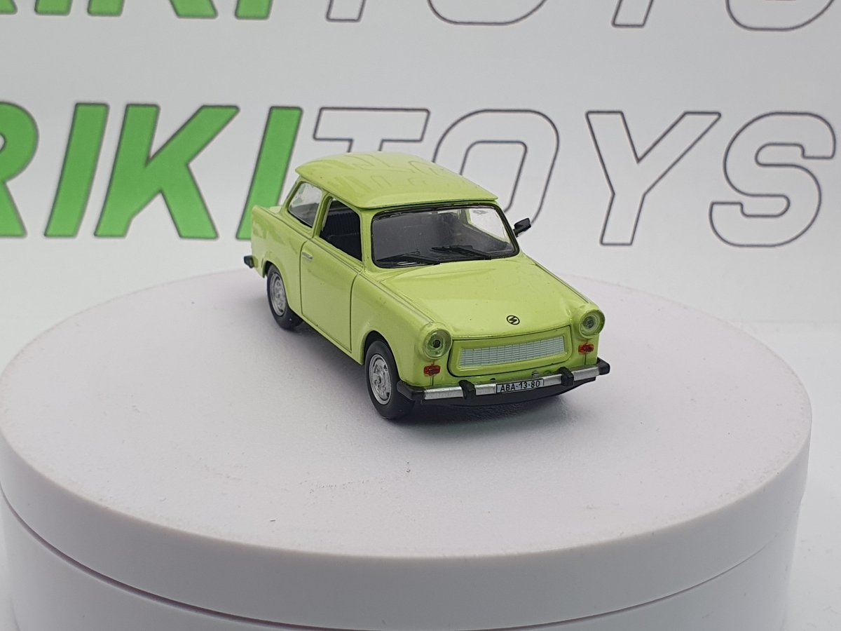 Trabant 601 Edicola 1/43 Verde - RikiToys - Edicola