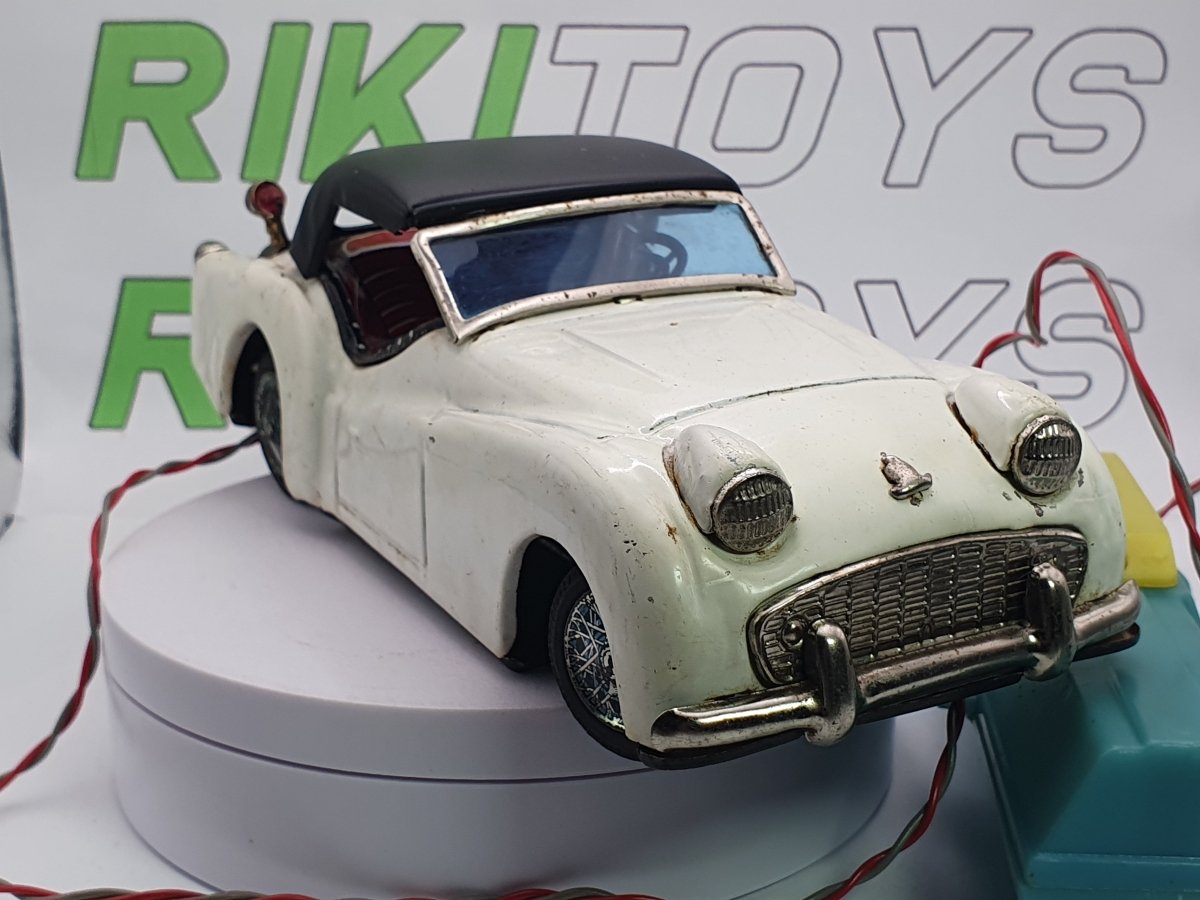 Triumph TR3 Bandai 1/20 Bianco 1959 - RikiToys - Bandai