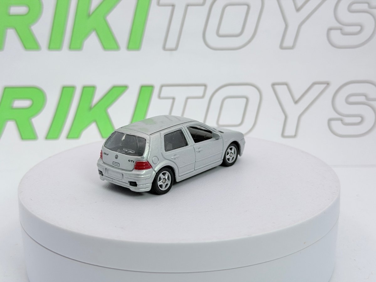 Volkswagen Golf 4 GTI Welly 1/57 Argento 1997 - RikiToys - Welly