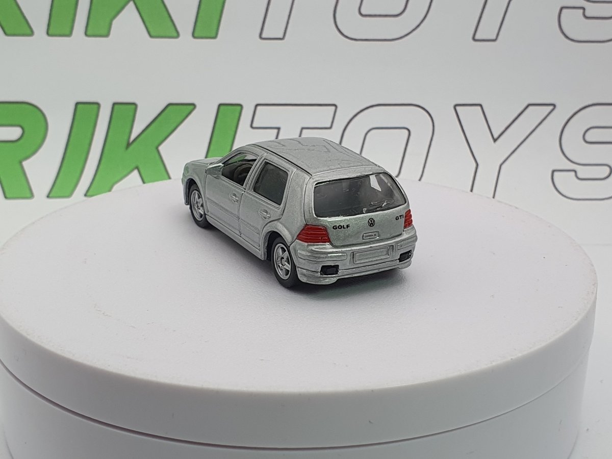 Volkswagen Golf IV Welly 1/60 Argento 1997 - RikiToys - Welly
