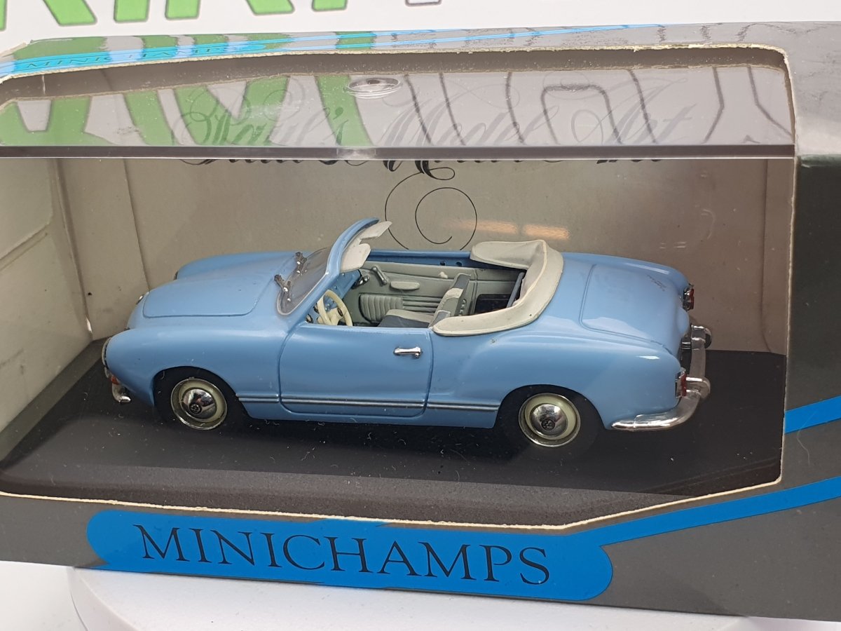Volkswagen Karmann Ghia Minichamps 1/43 Azzurro 1955 - RikiToys - Minichamps