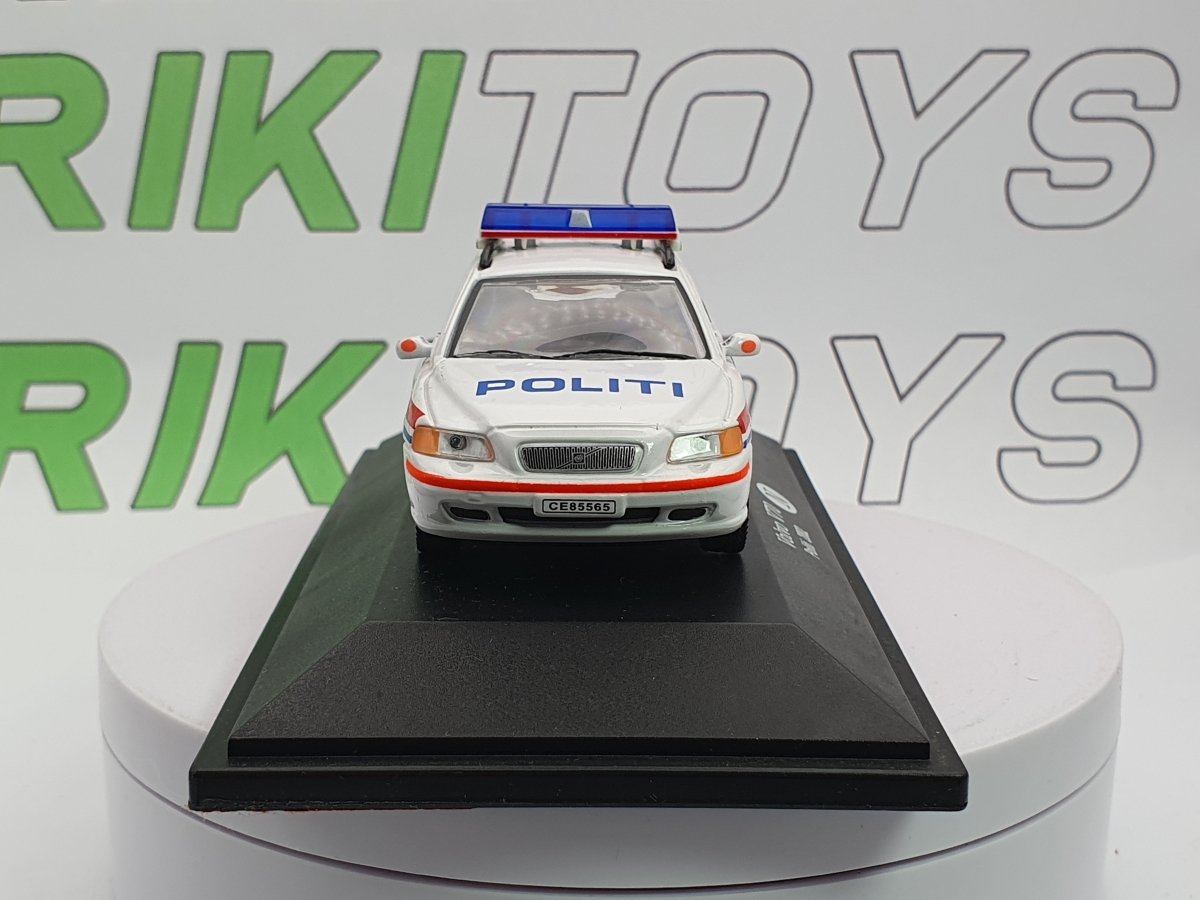 Volvo V 70 Edicola 1/43 Bianco 2002 - RikiToys - Edicola