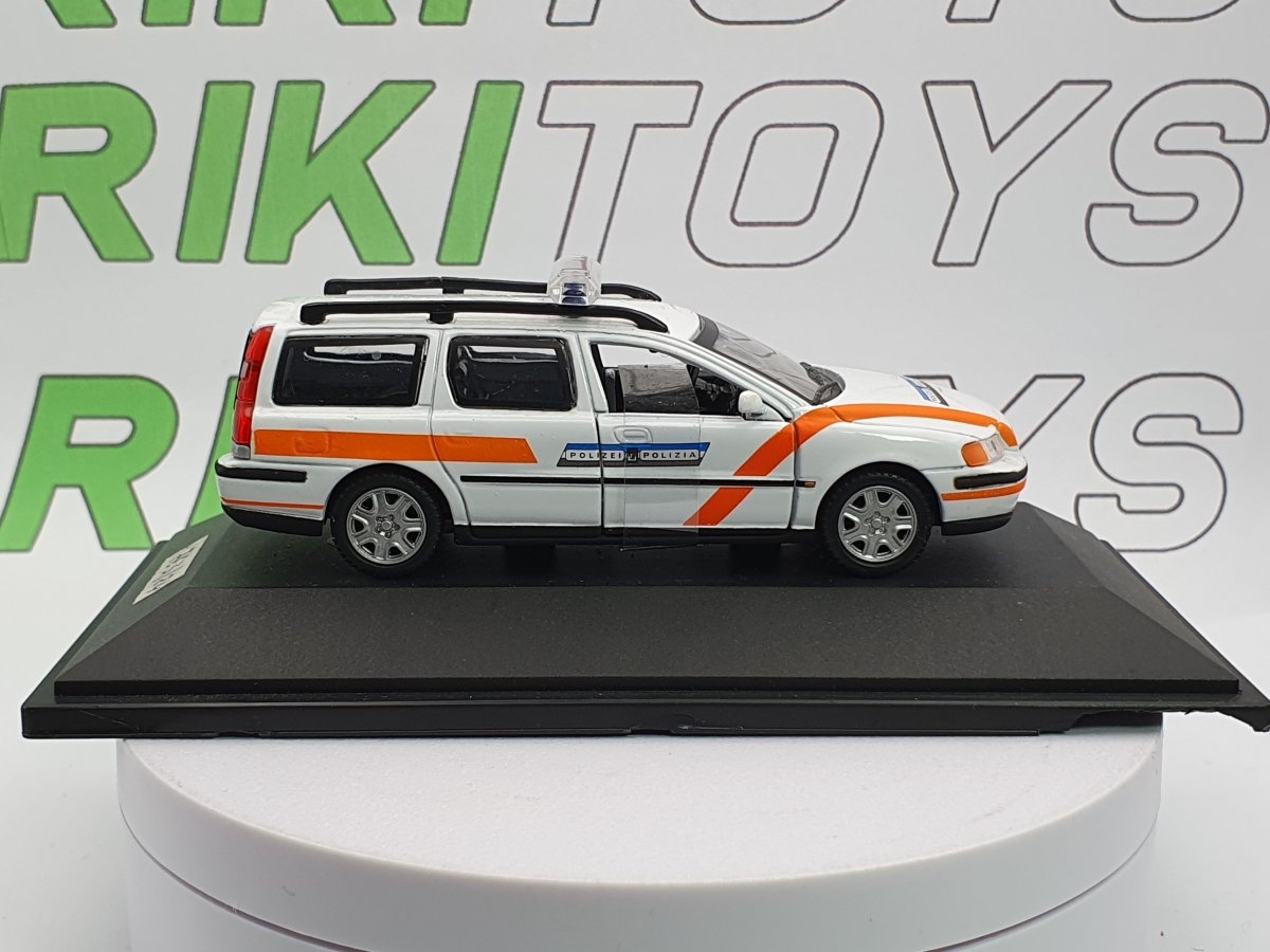 Volvo V 70 Edicola 1/43 Bianco 2002 - RikiToys - Edicola