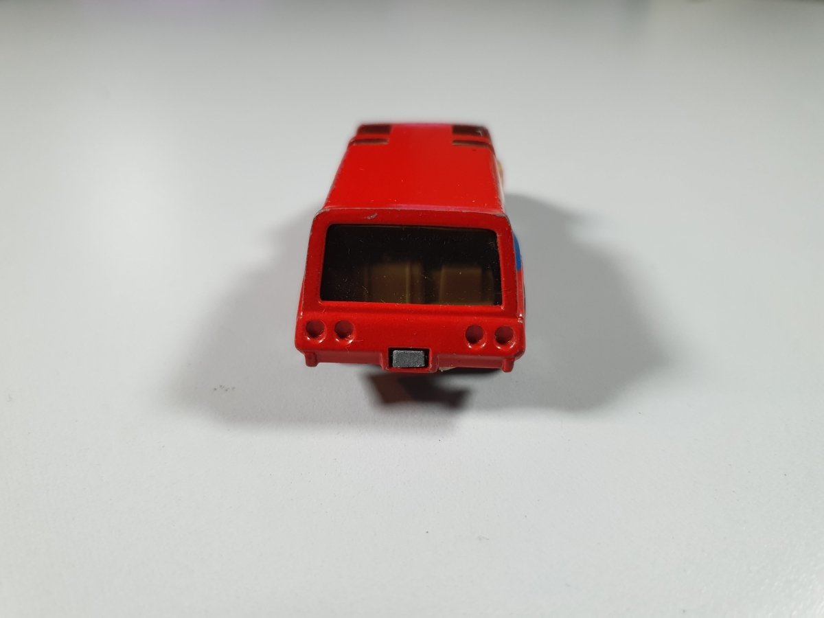 Aerodinamic Van Hotwheels 1/66 - RikiToys - Hotwheels#