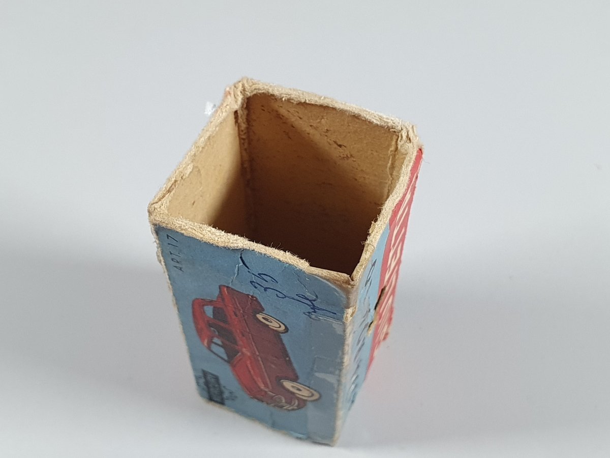 Alfa Romeo Giulietta N°17 Mercury 1/66 - RikiToys - Mercury#