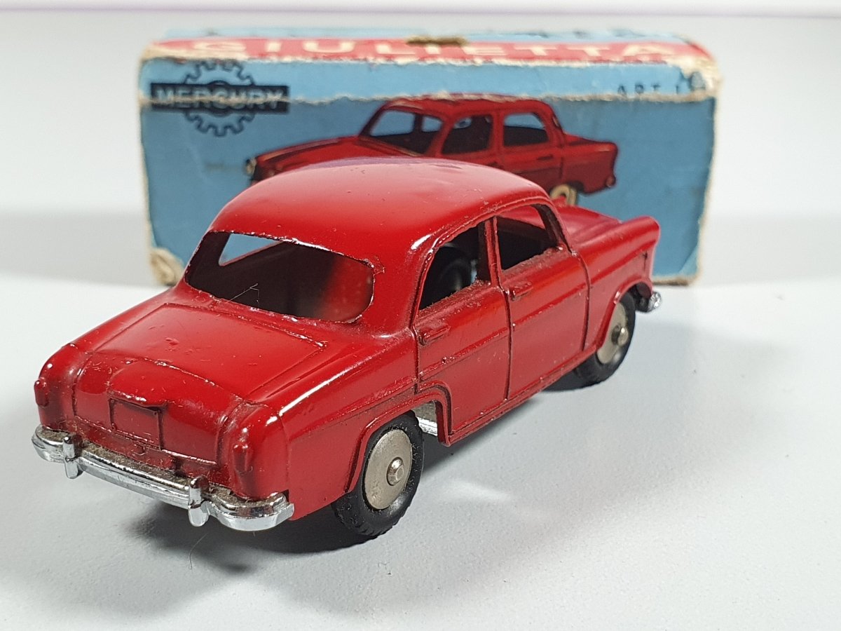 Alfa Romeo Giulietta N°17 Mercury 1/66 - RikiToys - Mercury#