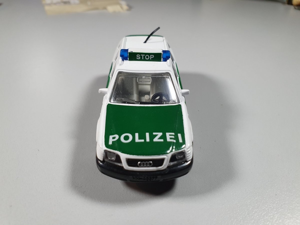 Audi A6 avant POLIZEI Siku 1/66 - RikiToys - Siku#