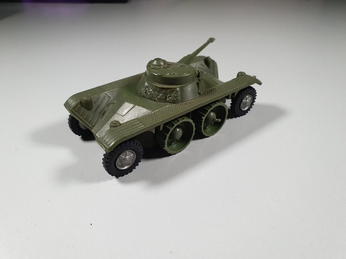Autoblinda Da Ricognizione Panhard Politoys PL 1/41 - RikiToys - Politoys PL#