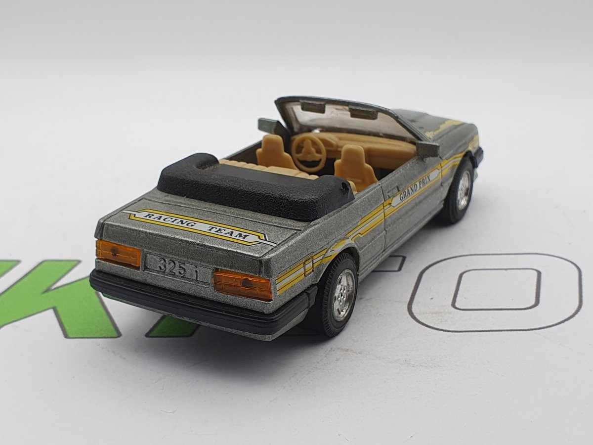 BMW 325 i Cabrio 1/35 - RikiToys - RikiToys#
