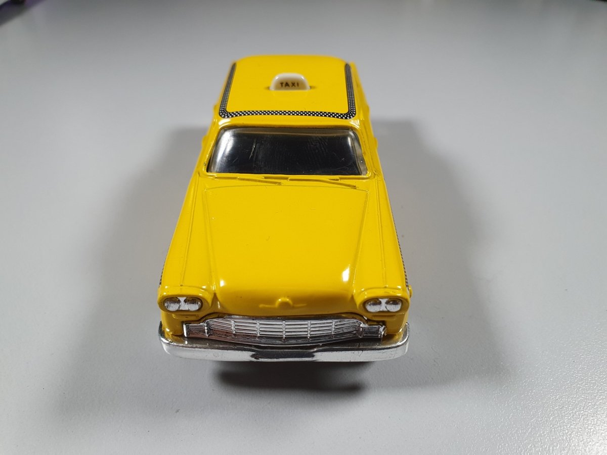 Checker Taxi New York Ertl 1/43 - RikiToys - ERTL#