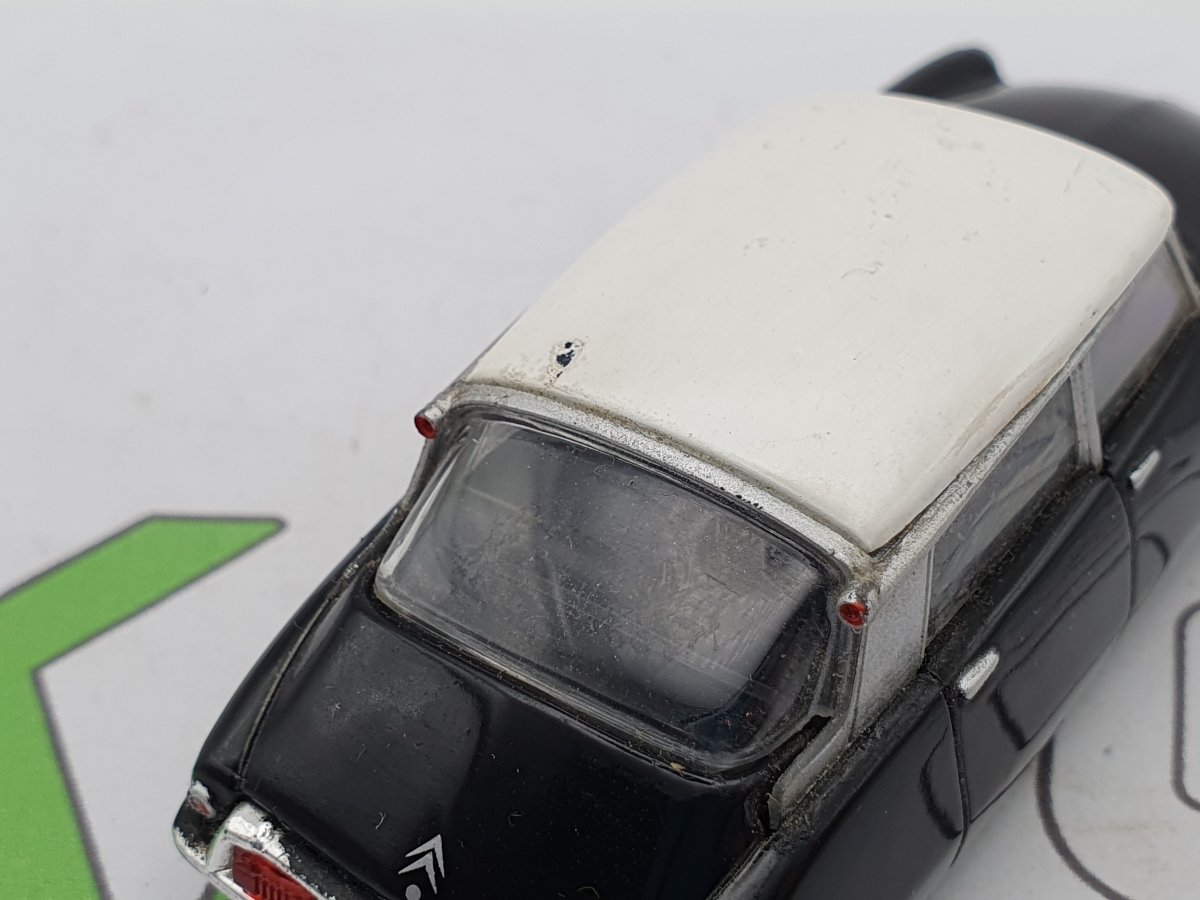 Citroen DS 19 1964 Edicola 1/43 - RikiToys - Edicola#