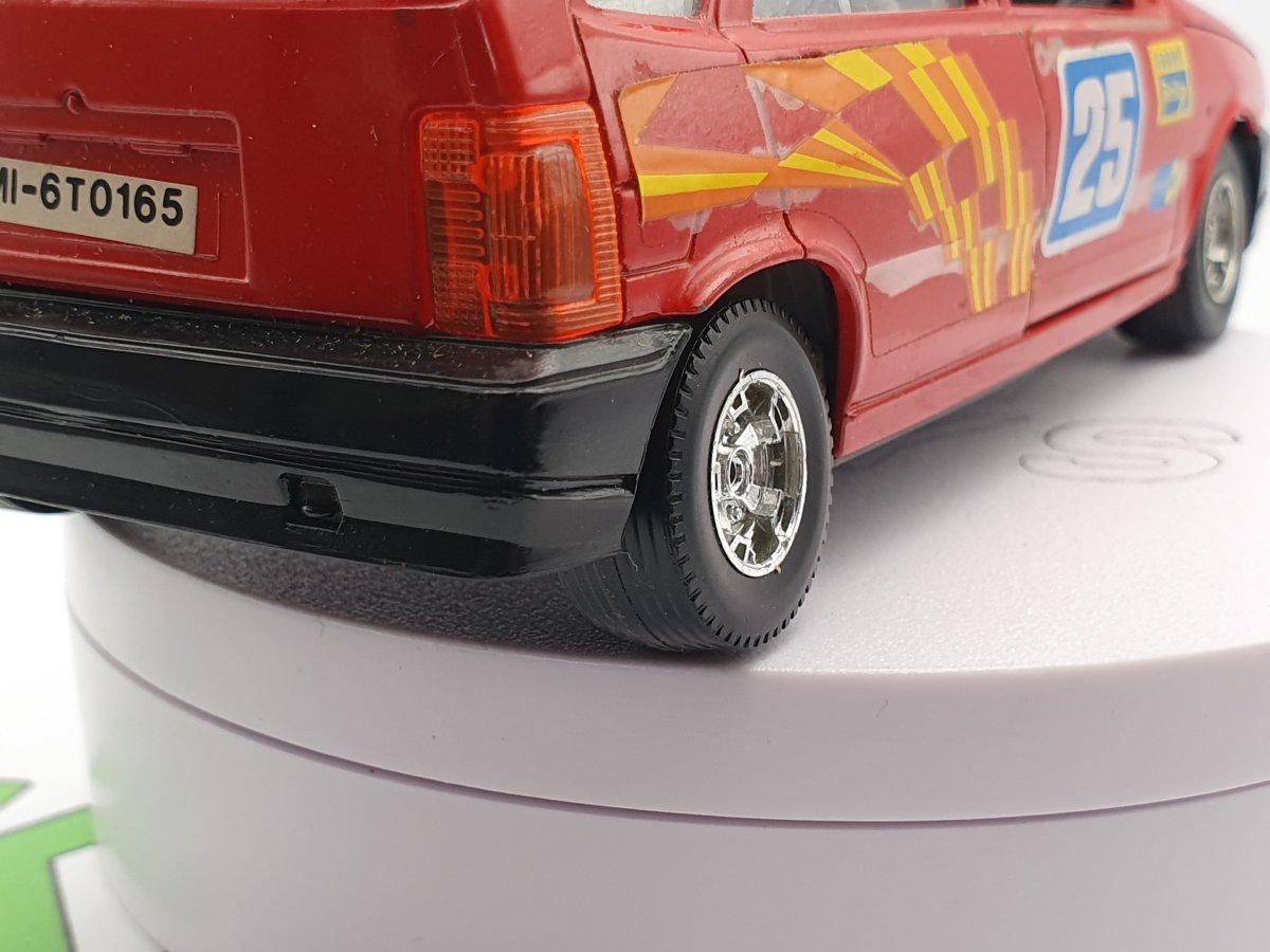 Fiat Tipo Rally Burago 1/24 - RikiToys - Burago#