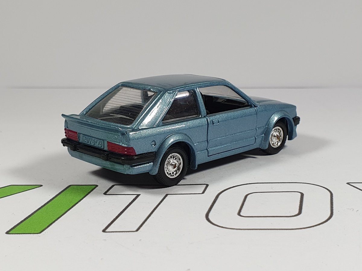 Ford Escort MKIII RS Turbo Solido 1/43 - RikiToys - Solido#