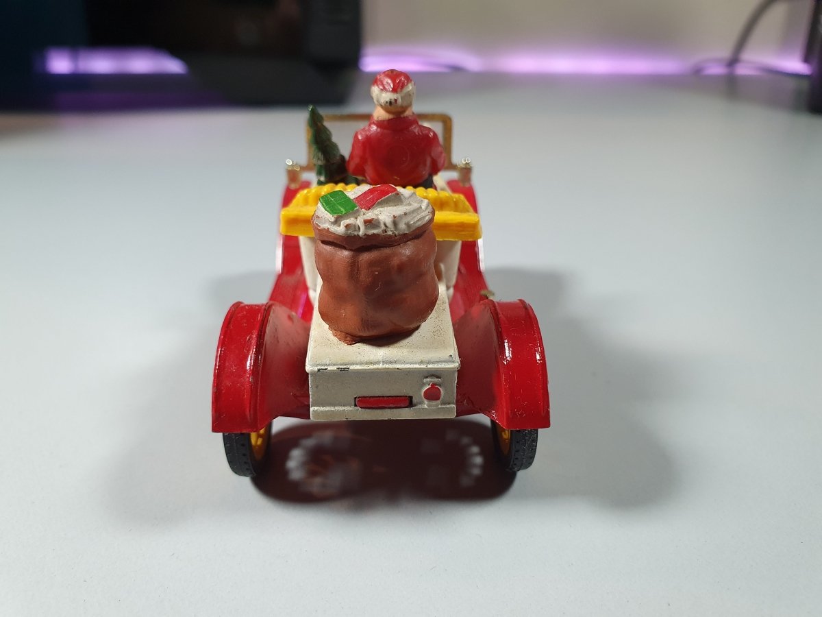 Ford Model T Santa Klaus Dinky Toys 1/43 - RikiToys - Dinky Toys#
