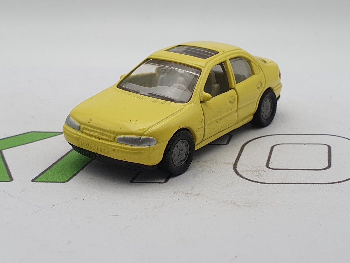 Ford Mondeo Ghia N°1057 Siku 1/66 - RikiToys - Siku#