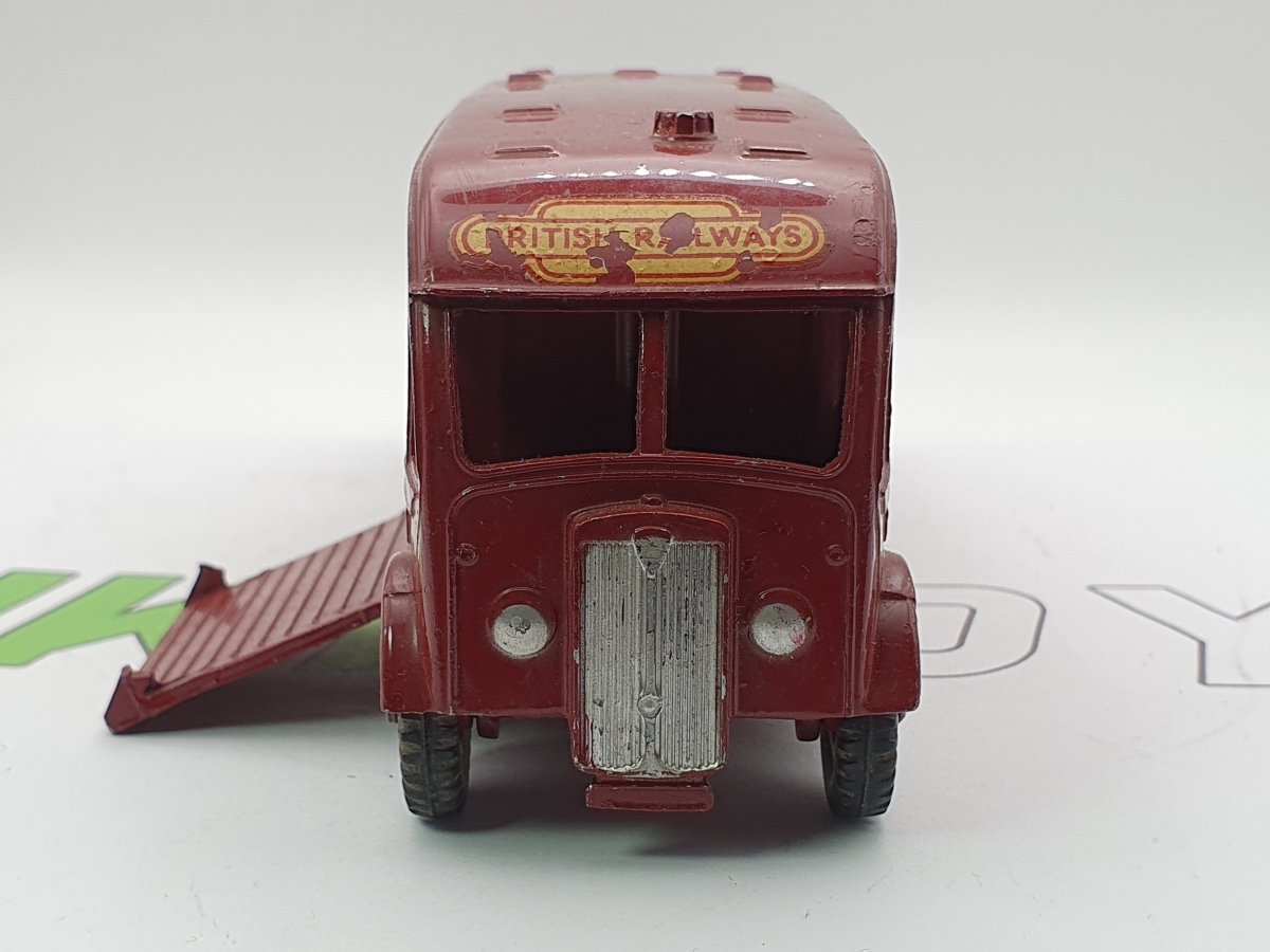 Horse-box Meccano Dinky SuperToys - RikiToys - Dinky SuperToys#