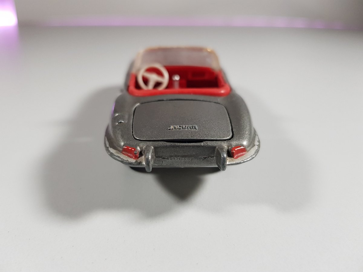 Jaguar E Spyder Tekno 1/43 - RikiToys - Tekno#
