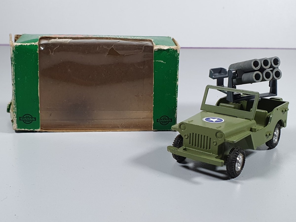 Jeep lanciarazzi n.910 Gama 1/43 Con Scatola - RikiToys - Gama#