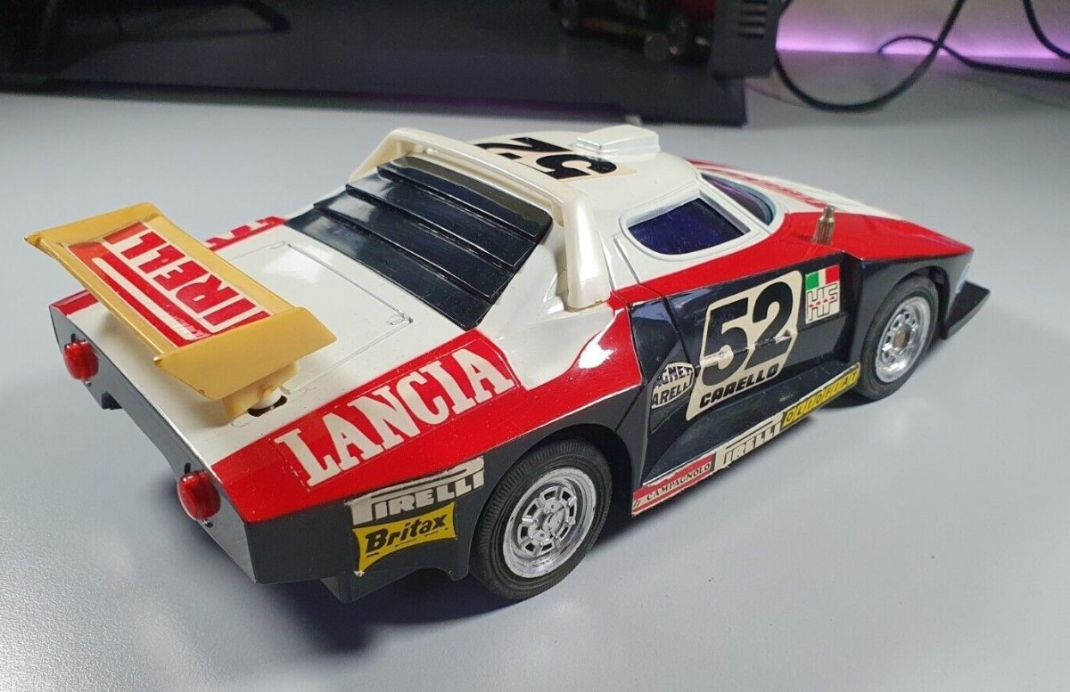 Lancia Stratos Racing Turbo "Radio Controlled" 1/18 - RikiToys - Senza marca/Generico -#