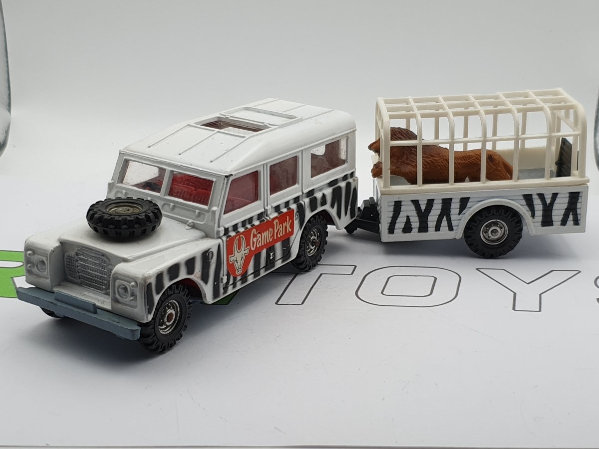 Land Rover 109 Gamepark + Rimorchio Zebrato Corgi Toys 1/38 - RikiToys - Corgi Toys#