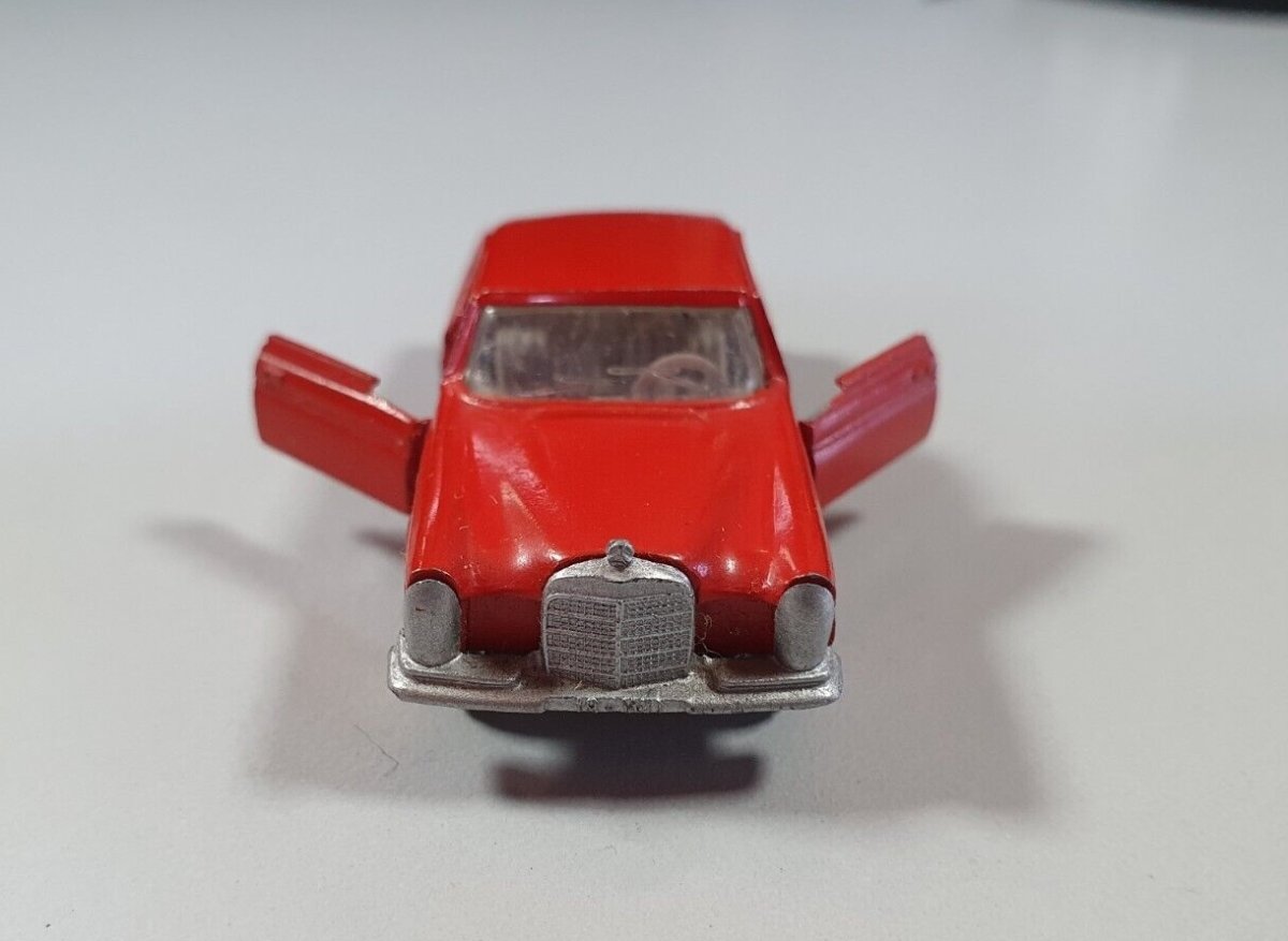 Mercedes 220 SE N°2509 Best-Box 1/66 - RikiToys - Best#