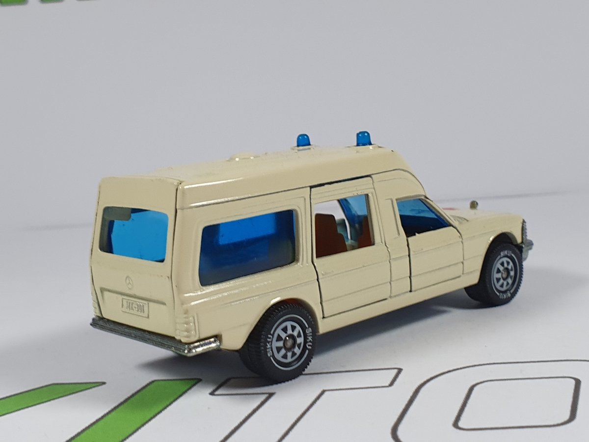 Mercedes Ambulanza T123 Siku 1/60 - RikiToys - Siku#