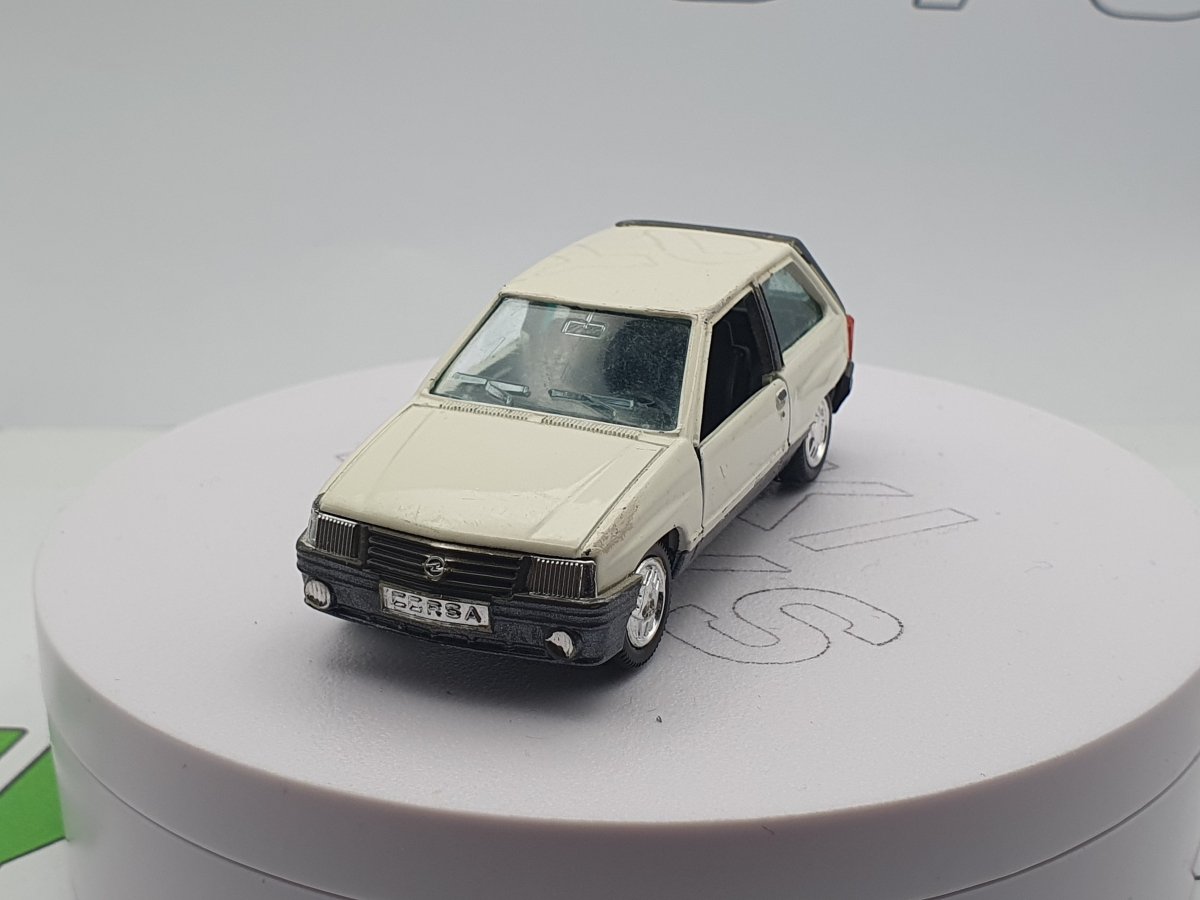 Opel Corsa SR 1°Serie GSI Gama 1/43 - RikiToys - Gama#