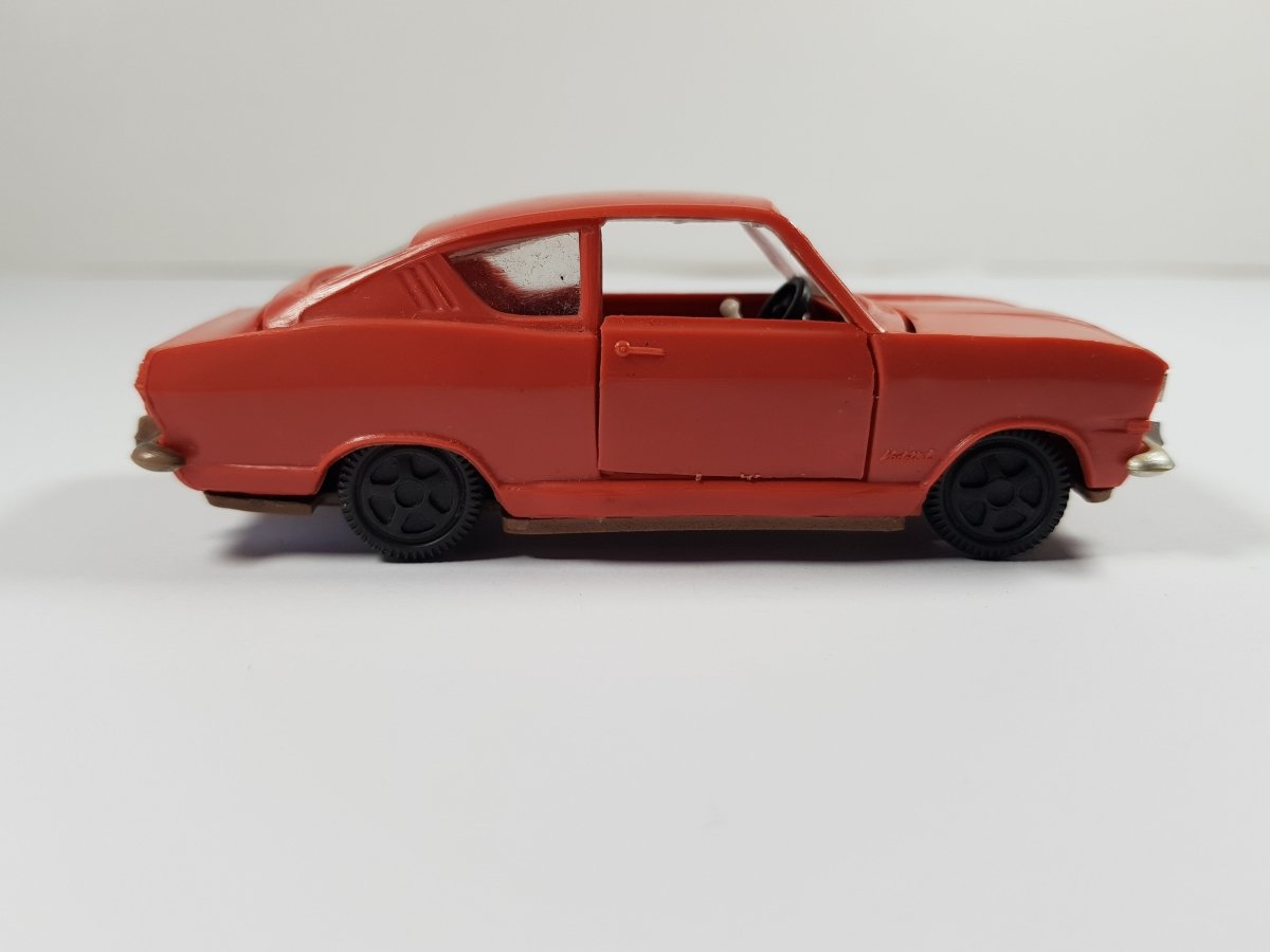 Opel Kadett B Coupè Copia URSS Mebetoys 1/43 - RikiToys - Copia URSS Mebetoys#