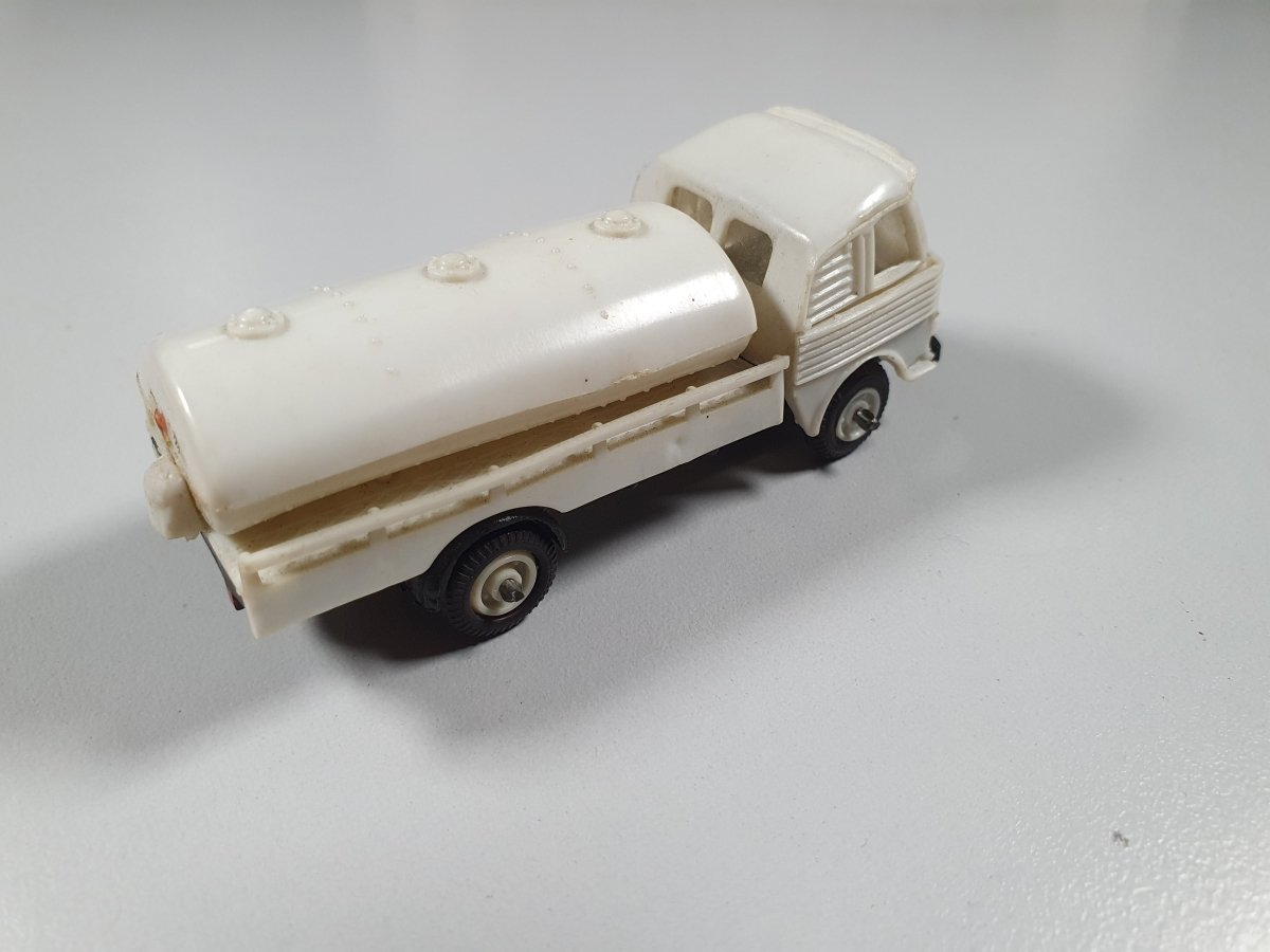 Pegaso Cisterna Anguplas 1/87 - RikiToys - Anguplas#