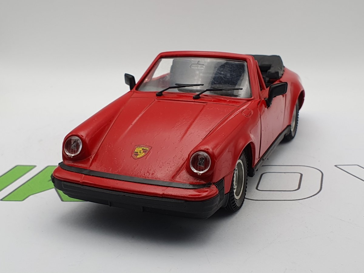 Porsche 911 SC Polistil 1/25 - RikiToys - Polistil#