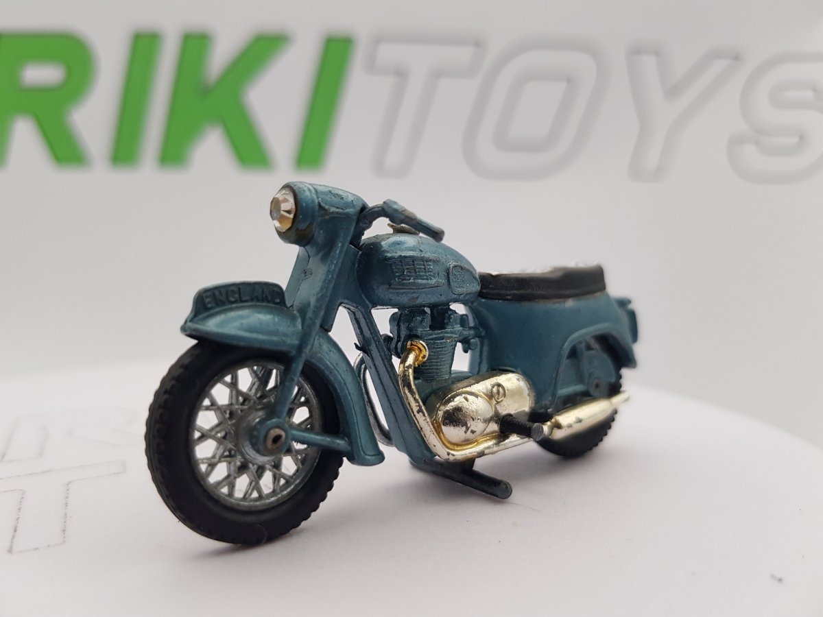 Triumph Britains 1/32 - RikiToys - Britains#