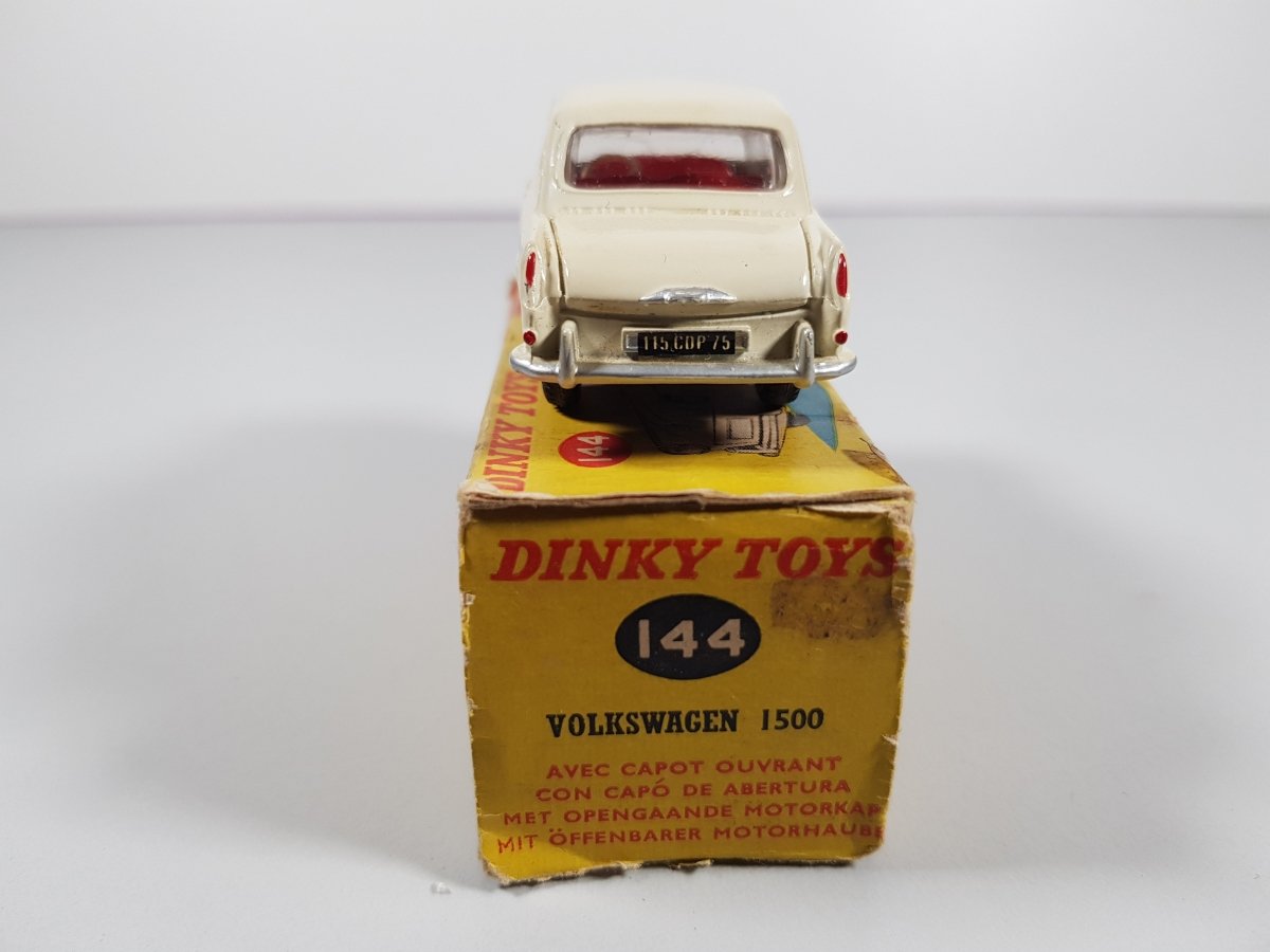 Volkswagen 1500 Berlina n.144 Dinky Toys 1/43 Con Scatola - RikiToys - Dinky Toys#