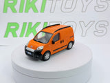 Fiat Fiorino Burago 1/43 Arancione