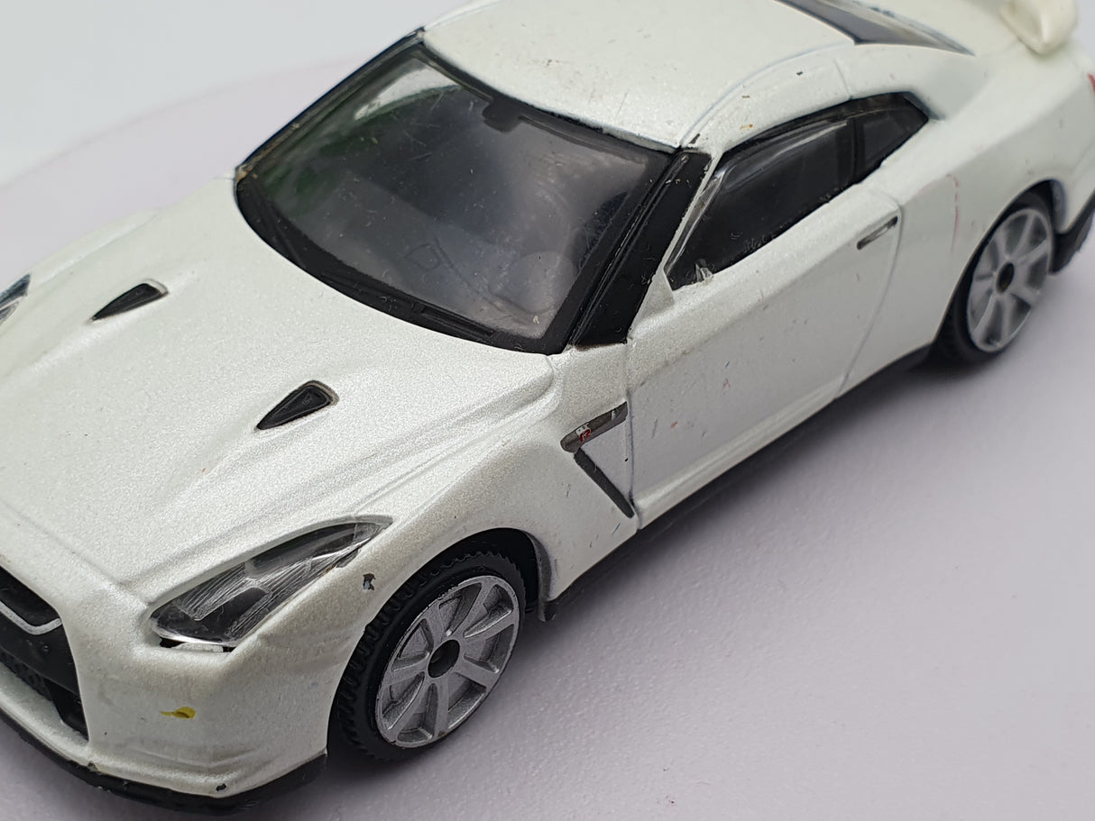 Nissan GT-R Burago 1/43 Bianco 2009
