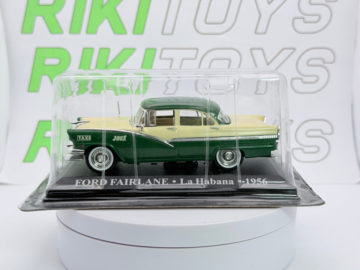 Ford Fairlane Taxi Edicola 1/43 Verde