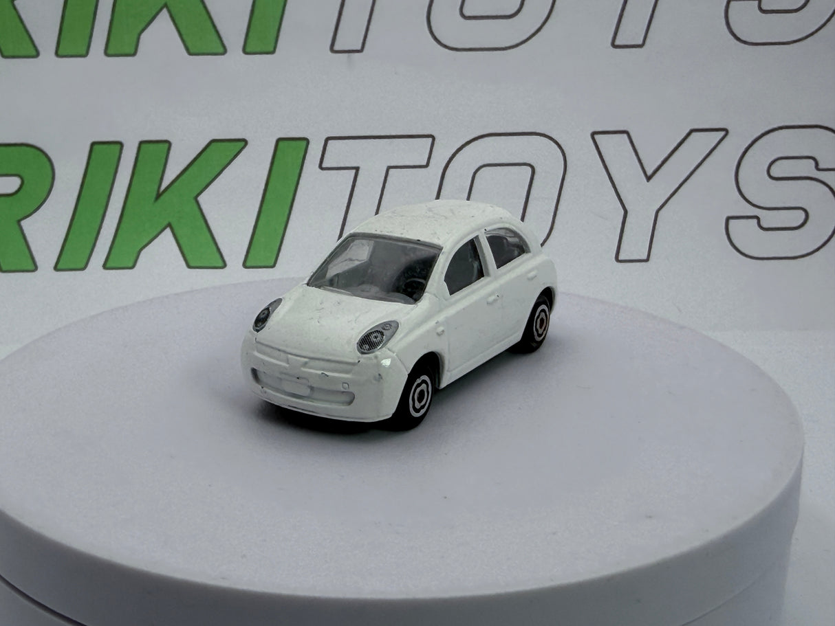 Nissan Micra 2a serie Majorette 1/57 Bianco