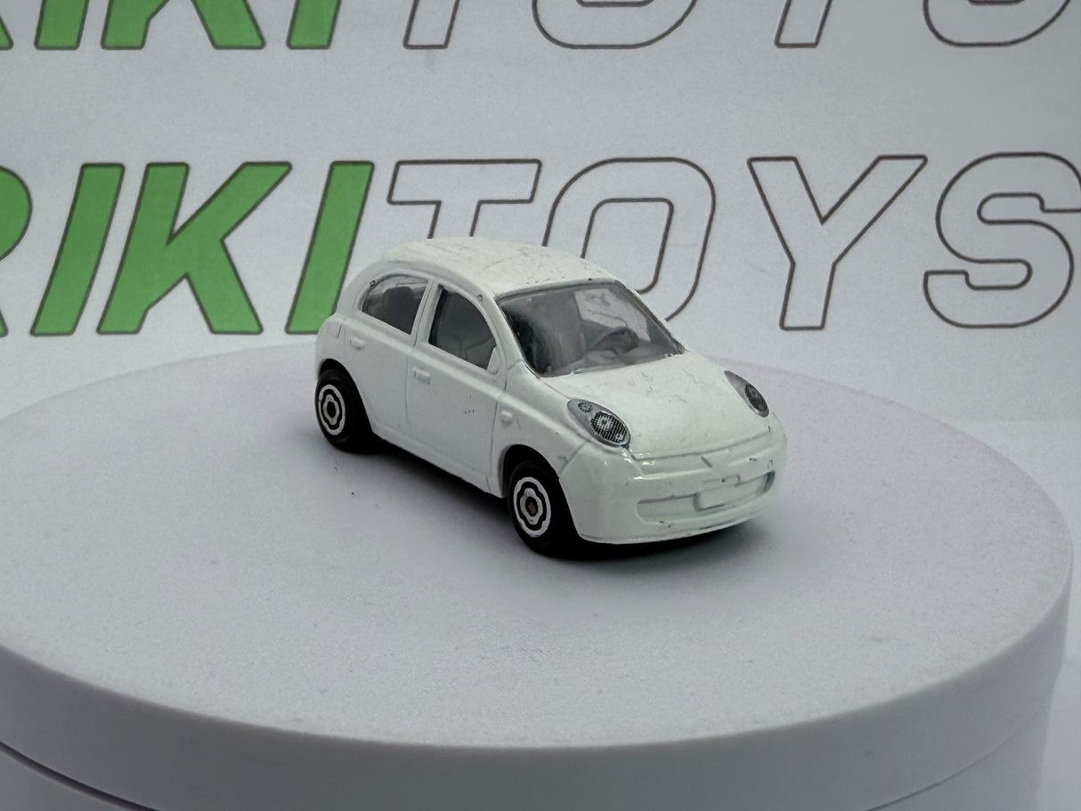 Nissan Micra 2a serie Majorette 1/57 Bianco