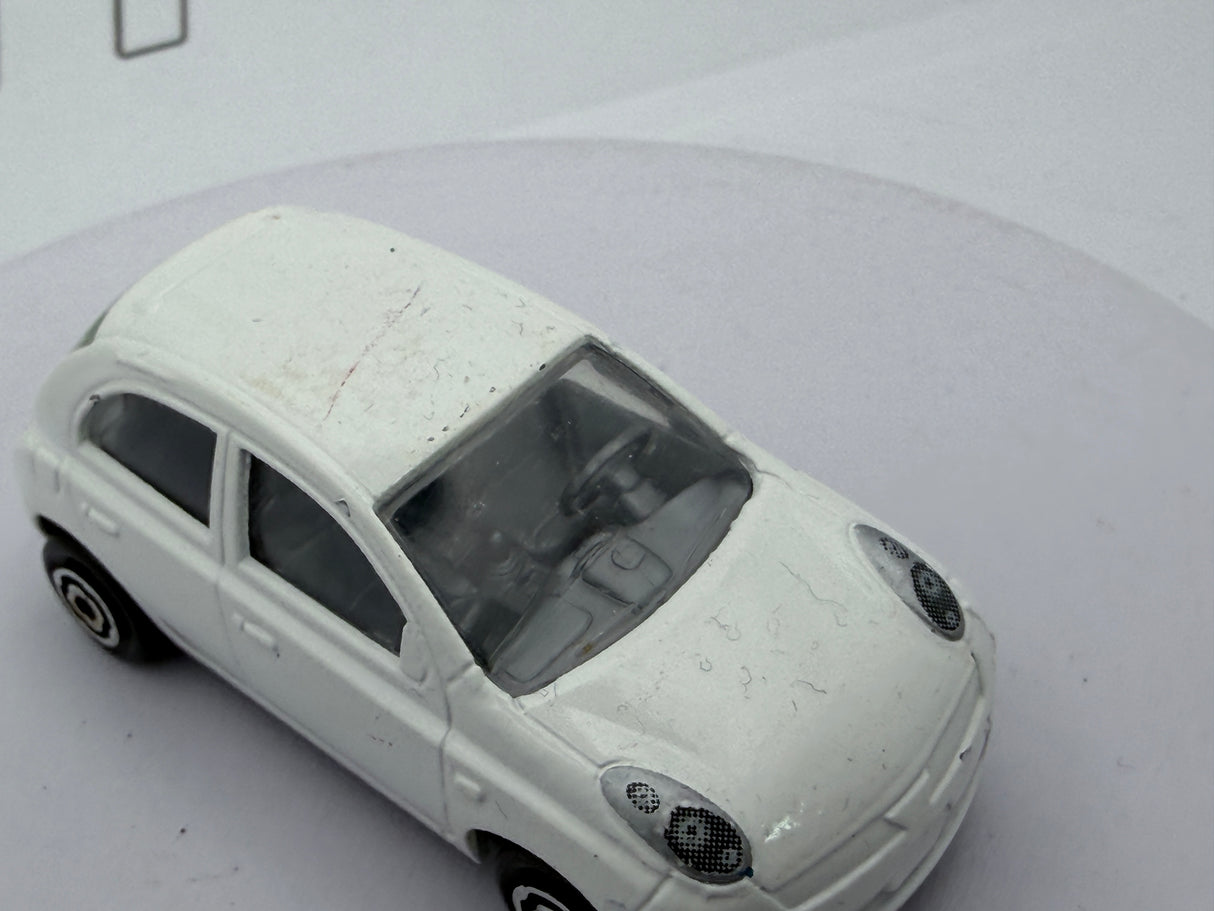 Nissan Micra 2a serie Majorette 1/57 Bianco