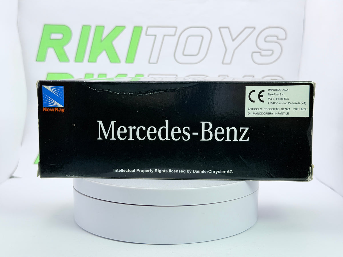 Mercedes Benz Classe A 1a serie Nw Ray 1/32 Rosso